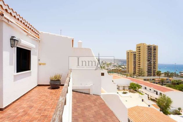 Foto 1 de Venta de ático en Los Cristianos - Playa de las Américas de 4 habitaciones con terraza y piscina