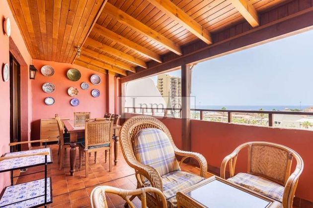 Foto 2 de Venta de ático en Los Cristianos - Playa de las Américas de 4 habitaciones con terraza y piscina