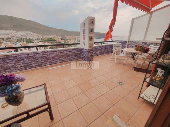 Foto 1 de Pis en venda a Los Cristianos - Playa de las Américas de 3 habitacions amb terrassa i piscina