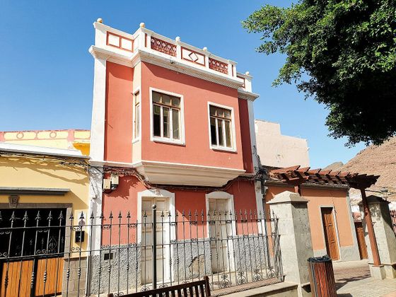 Foto 1 de Casa en venta en Carrizal de 7 habitaciones con terraza y balcón
