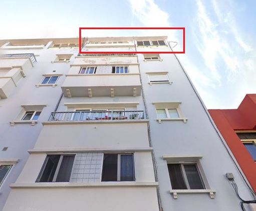 Foto 2 de Piso en venta en Alcaravaneras de 1 habitación con terraza y ascensor