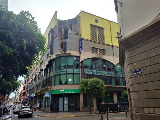 Foto 1 de Alquiler de oficina en calle Nicolás Estévanez con garaje y ascensor