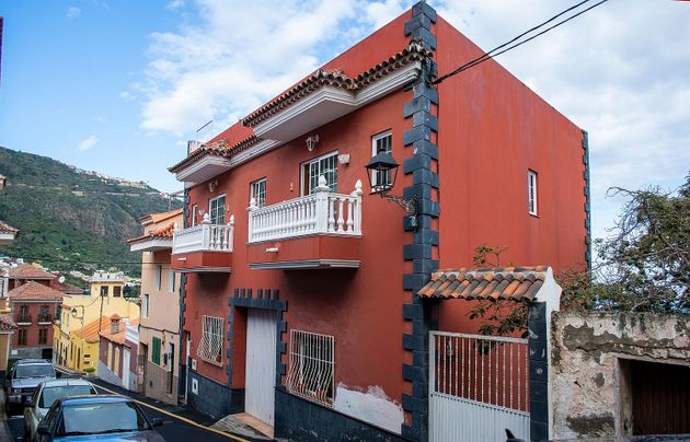 Foto 1 de Chalet en venta en Los Realejos-Icod El Alto de 3 habitaciones con terraza y garaje