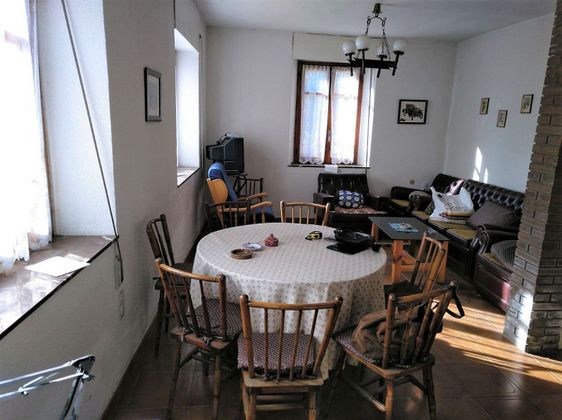 Foto 2 de Casa en venda a San Andrés del Rabanedo de 3 habitacions amb balcó i calefacció