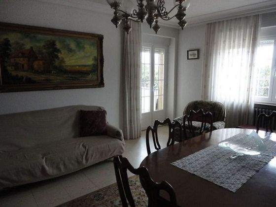 Foto 1 de Casa en venta en Villamayor de 5 habitaciones con terraza y garaje