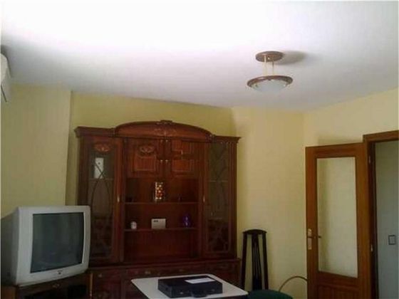 Foto 1 de Àtic en venda a Villamayor de 2 habitacions amb terrassa i aire acondicionat