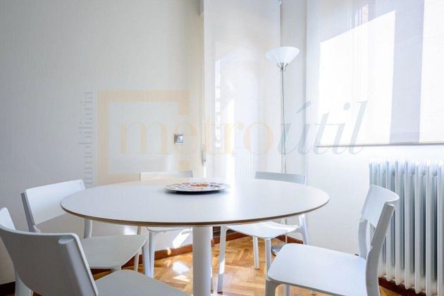 Foto 2 de Pis en venda a Canalejas - Gran Vía de 3 habitacions amb balcó i calefacció