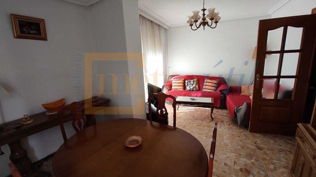 Foto 2 de Pis en lloguer a Canalejas - Gran Vía de 4 habitacions amb mobles i balcó