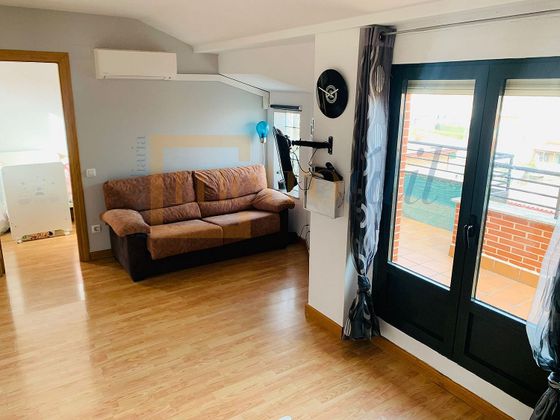 Foto 1 de Àtic en venda a Santa Marta de Tormes de 2 habitacions amb terrassa i aire acondicionat