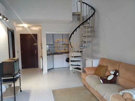 Foto 2 de Dúplex en venta en Villamayor de 2 habitaciones con terraza y piscina