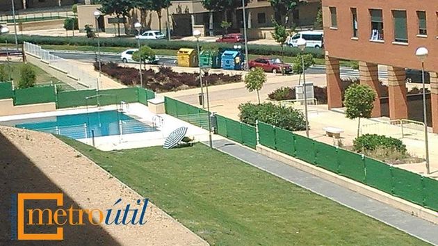 Foto 2 de Piso en venta en Tejares -Chamberí - Alcades de 2 habitaciones con piscina y garaje