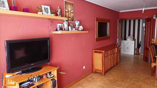 Foto 2 de Pis en venda a Tejares -Chamberí - Alcades de 3 habitacions amb piscina i garatge