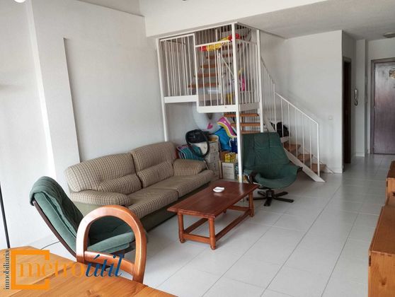 Foto 2 de Dúplex en venta en Villamayor de 3 habitaciones con piscina y garaje