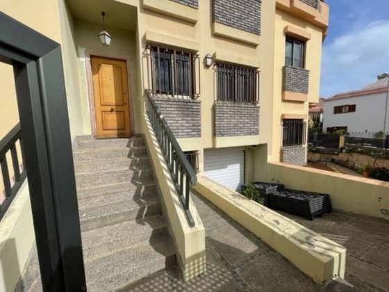 Foto 2 de Casa en venda a Altavista - Don Zoilo de 5 habitacions amb terrassa i garatge