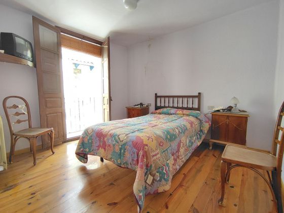 Foto 2 de Casa en venda a calle Fincas de 5 habitacions amb balcó i calefacció