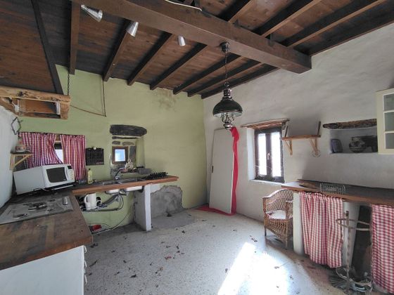 Foto 2 de Casa en venda a Fueva (La) de 4 habitacions amb terrassa i piscina