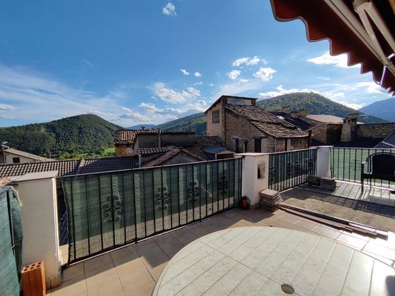 Foto 1 de Casa en venda a calle Mayor de 5 habitacions amb terrassa i balcó