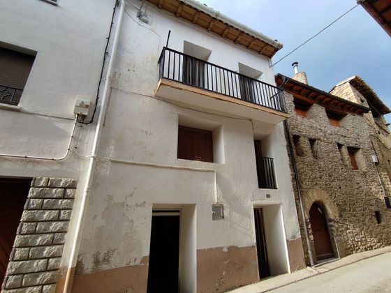Foto 1 de Casa adossada en venda a calle La Fueva de 4 habitacions amb terrassa i piscina