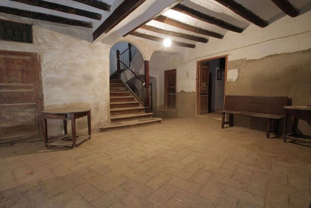Foto 1 de Casa en venda a Casbas de Huesca de 12 habitacions amb terrassa i jardí