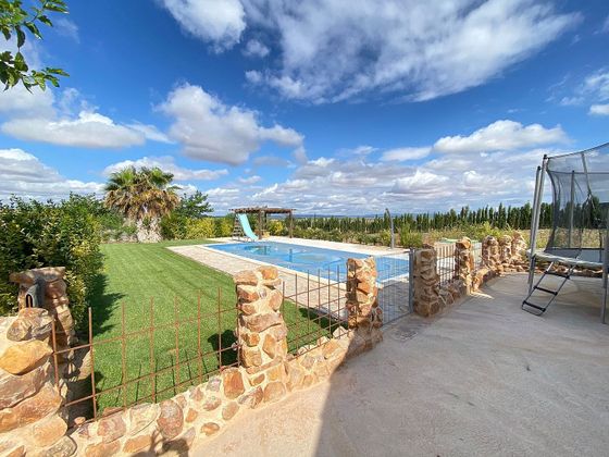 Foto 1 de Xalet en venda a Carrión de Calatrava de 1 habitació amb terrassa i piscina