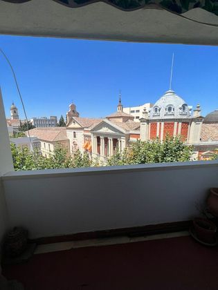 Foto 2 de Piso en venta en Universidad de 3 habitaciones con terraza y calefacción