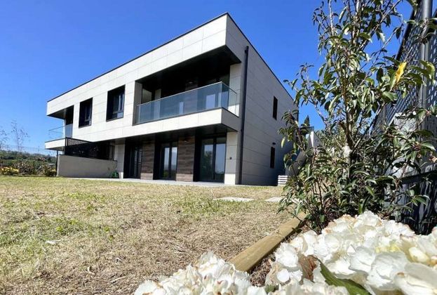 Foto 2 de Casa en venda a Miramon - Zorroaga de 4 habitacions amb terrassa i piscina