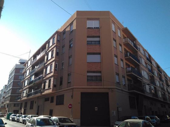 Foto 1 de Piso en venta en Centro - Villarreal de 4 habitaciones con balcón