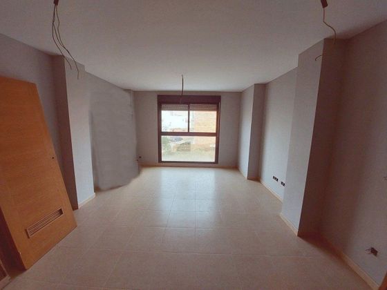 Foto 2 de Venta de piso en Torreblanca de 2 habitaciones con garaje