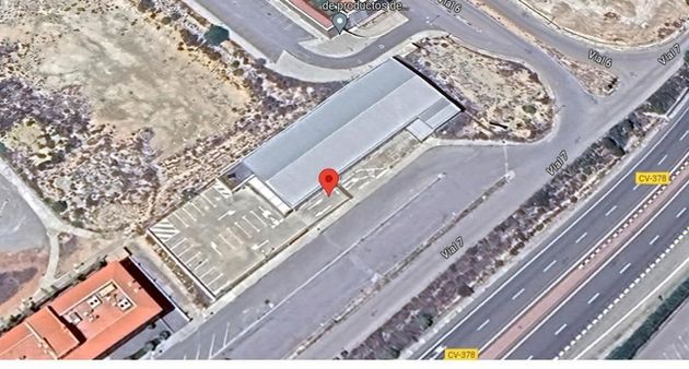 Foto 2 de Nau en venda a plaza Industrial Castilla de 2748 m²