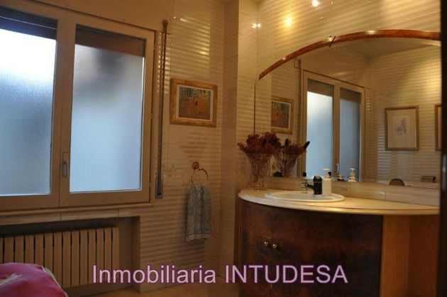 Foto 2 de Pis en venda a Tudela de 5 habitacions amb terrassa i aire acondicionat