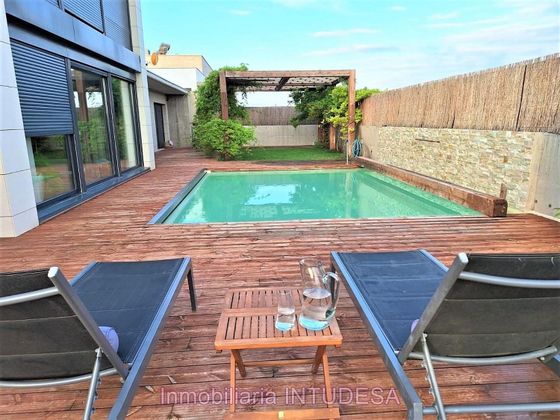 Foto 2 de Casa en venda a Tudela de 5 habitacions amb terrassa i piscina