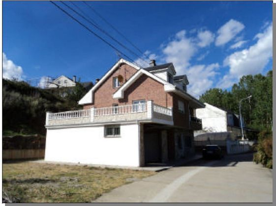 Foto 1 de Casa en venda a calle La Fogadiza de 6 habitacions amb terrassa i garatge