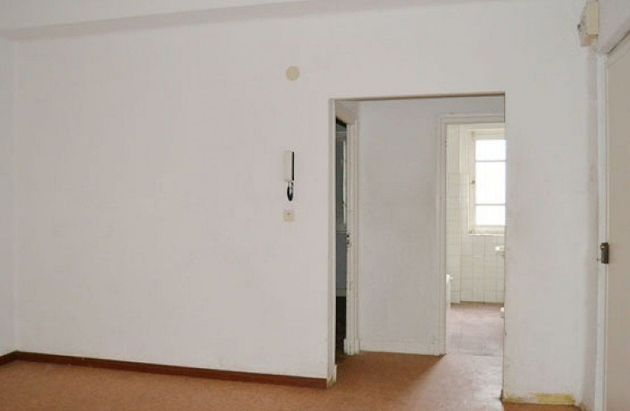 Foto 2 de Venta de piso en calle Junta Vecinal de 2 habitaciones y 61 m²