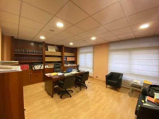 Foto 1 de Oficina en venda a Centro - Ponferrada amb aire acondicionat i calefacció