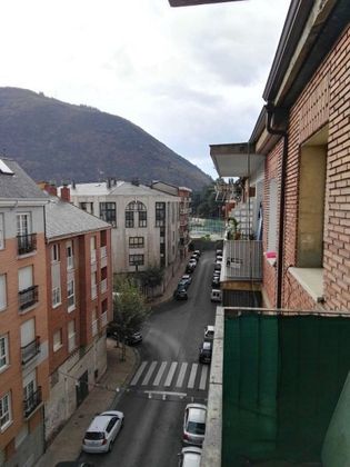 Foto 2 de Pis en venda a calle Sitio Numancia de 3 habitacions amb terrassa