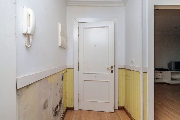 Foto 2 de Piso en venta en Centro - Ponferrada de 2 habitaciones con calefacción