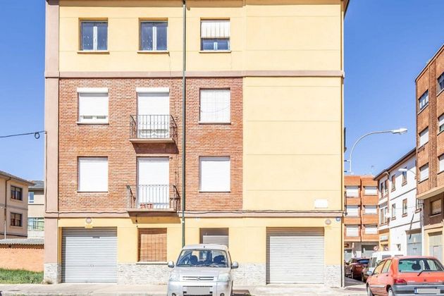 Foto 1 de Venta de piso en Villarejo de Órbigo de 3 habitaciones con calefacción