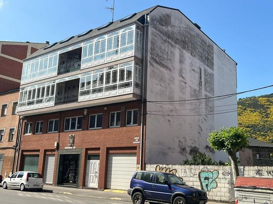 Foto 2 de Edificio en venta en avenida El Ferrocarril de 1492 m²