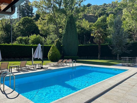 Foto 1 de Xalet en venda a calle Calleja Presa del Molino Vn de 2 habitacions amb piscina i jardí