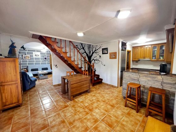 Foto 1 de Casa rural en venda a calle Pozaco de 3 habitacions amb garatge i calefacció