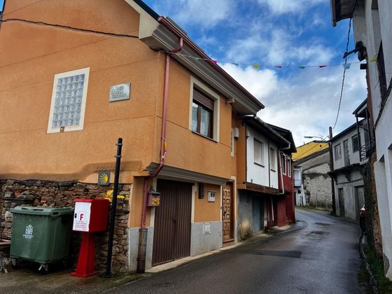 Foto 2 de Casa en venda a Villafranca del Bierzo de 1 habitació amb garatge i jardí
