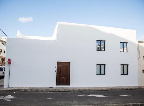 Foto 1 de Casa en venda a Altavista-Titerroy-San Francisco Javier de 5 habitacions amb terrassa i aire acondicionat