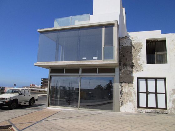 Foto 1 de Alquiler de local en calle Puerto Naos de 120 m²