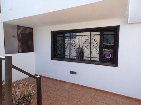 Foto 1 de Local en venta en calle San Borondon con garaje