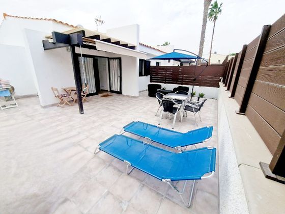 Foto 1 de Alquiler de casa adosada en Maspalomas - Las Meloneras de 1 habitación con terraza y piscina