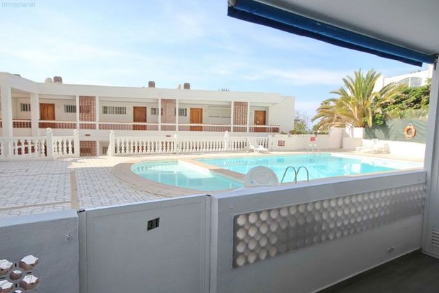 Foto 2 de Piso en alquiler en calle Los Jazmines de 1 habitación con terraza y piscina