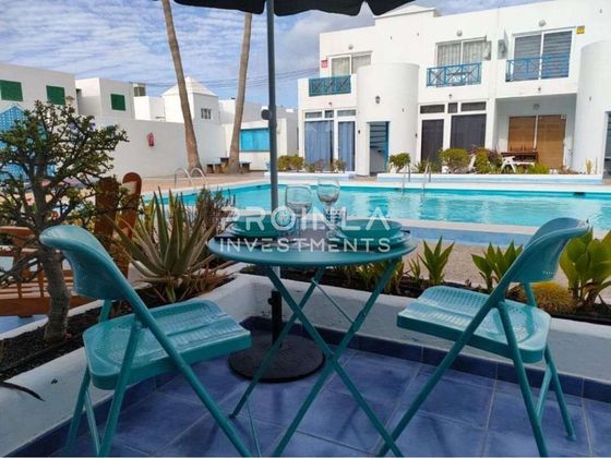 Foto 1 de Estudio en venta en calle Princesa Teguise con terraza y piscina