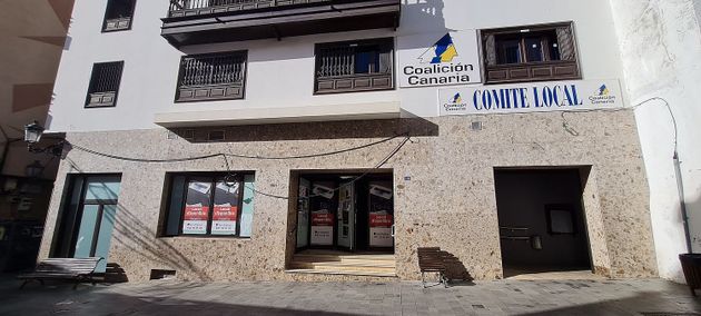 Foto 1 de Local en venda a calle San Sebastián de 300 m²
