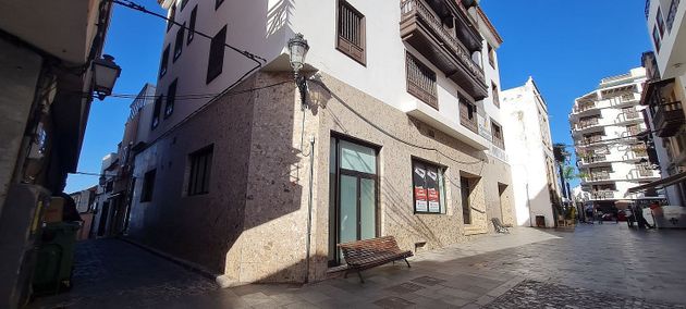 Foto 2 de Local en venda a calle San Sebastián de 300 m²