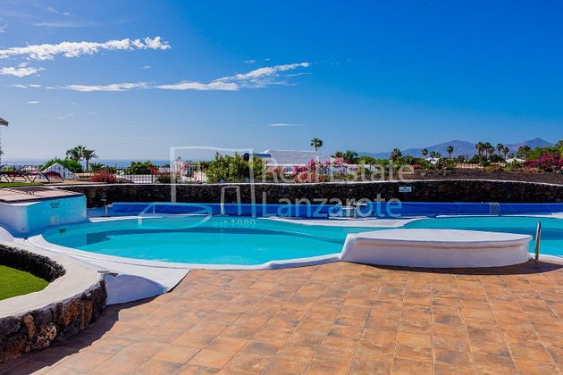 Foto 1 de Venta de chalet en calle Peñas Blancas de 3 habitaciones con terraza y piscina